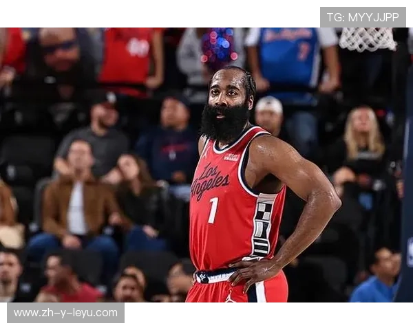 哈登带病仍打40分钟，引发用人安排争议，哈登带伤出战