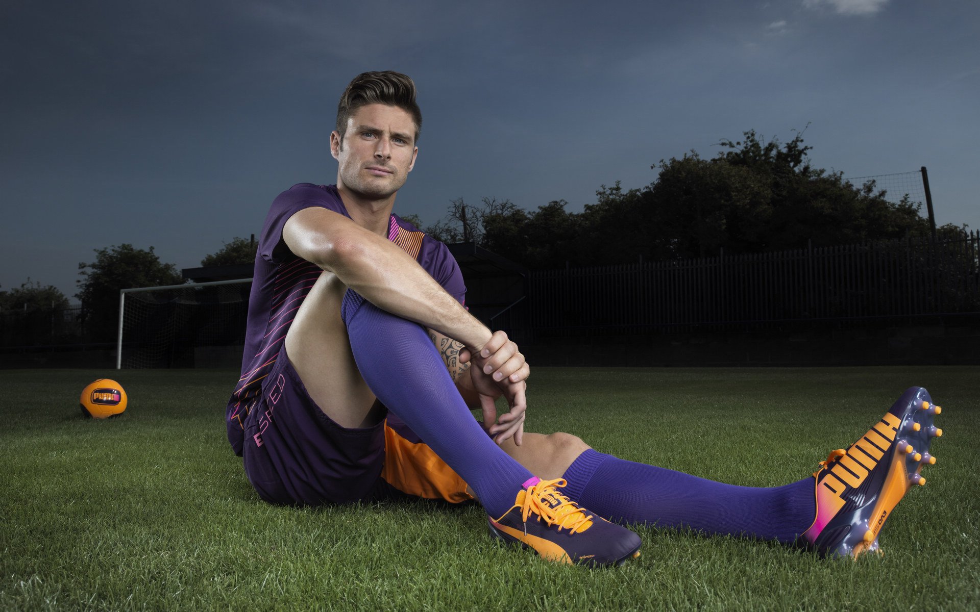 世界杯：阿联酋裁判组执法小组赛表现稳定 赢得多方认可